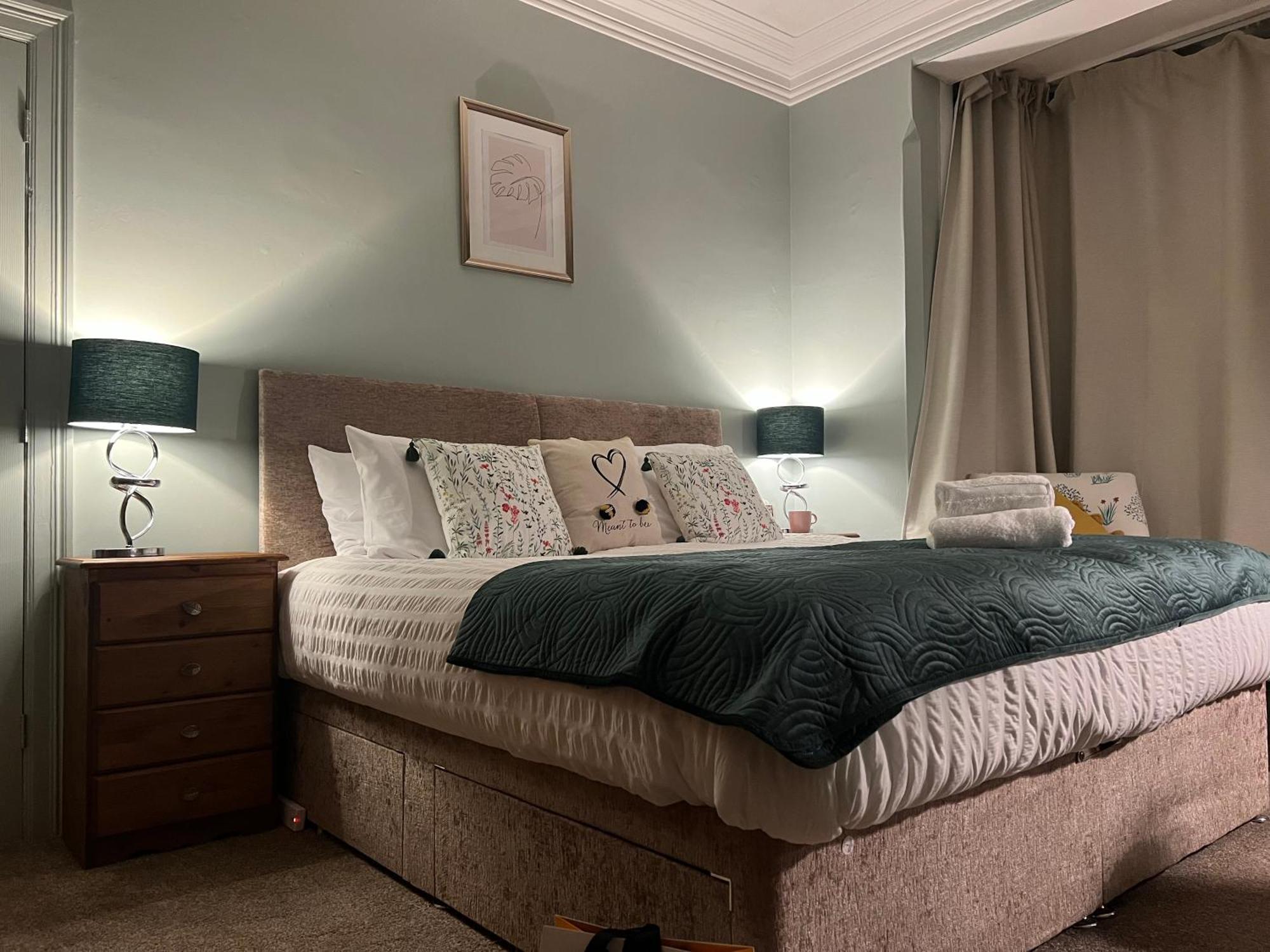 诺丁汉The Rose- Grd Floor, 2-5 Beds, Smarttv, Uni, Tram, M250 Fibre公寓 外观 照片